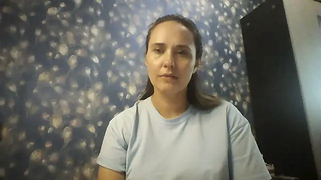 Snapshot of Alisa07qw chatting on June 18, 2026, 1:59 pm Alisa07qw online show from June 18, 2026, 1:59 pm