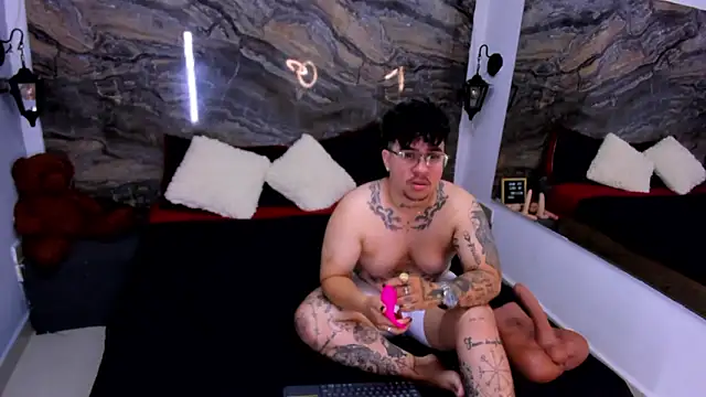 Noah koraline online show from March 10, 2026, 4:28 am