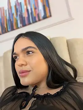 Bella-Ferrer online show from April 30, 2026, 8:57 pm