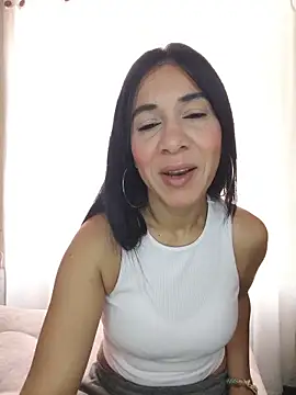 Camillemonroe  online show from June 2, 2026, 12:18 pm