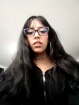 Snapshot of Natalia_27 chatting on March 9, 2026, 9:41 pm Natalia 27 online show from March 9, 2026, 9:41 pm