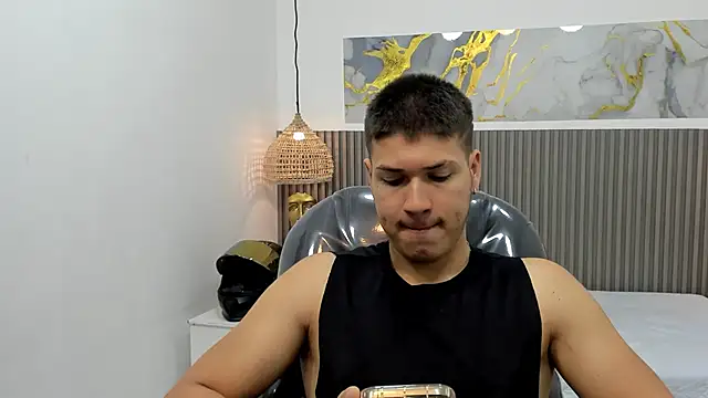 AlessandroFranco online show from March 31, 2026, 1:44 pm