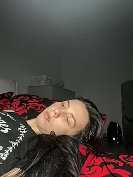 Oliviyaa kiss  online show from March 10, 2026, 11:54 pm