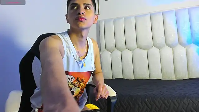 AlexStonne online show from March 12, 2026, 12:55 pm