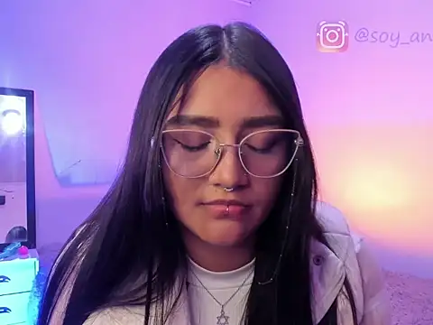 Snapshot of soyanny-777 chatting on March 14, 2026, 4:07 am soyanny-777 online show from March 14, 2026, 4:07 am