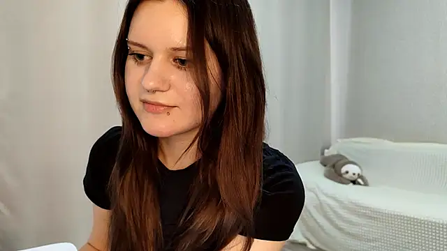 CecileSpeights online show from March 16, 2026, 6:06 am