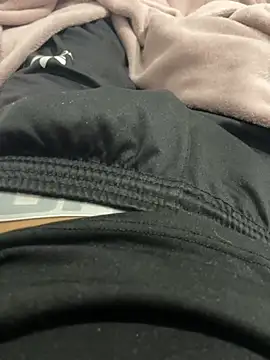 LeiAaron9810 online show from March 11, 2026, 11:11 pm