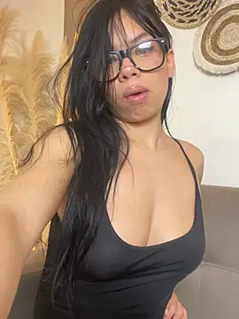 Queen Chanel XXX online show from April 30, 2026, 8:57 pm