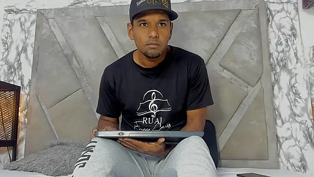 SadieAndJason online show from March 14, 2026, 12:43 pm