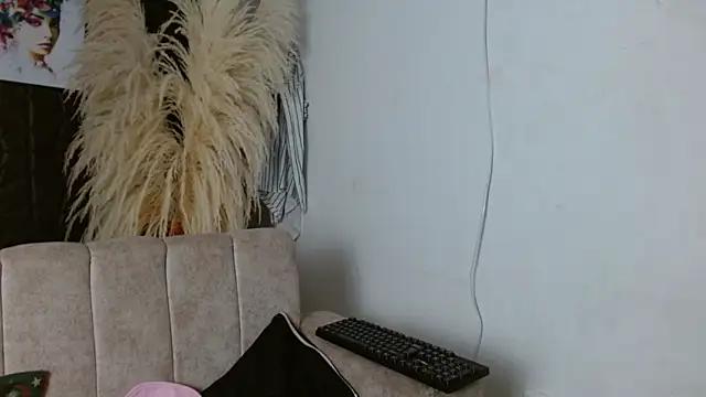 chanel bitch1609 online show from March 12, 2026, 8:04 pm