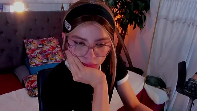 zarina rouse online show from March 16, 2026, 5:44 am