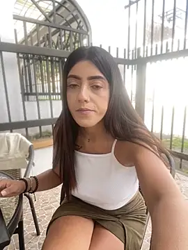 Snapshot of Electra_Pinkk chatting on March 13, 2026, 1:40 pm Electra Pinkk online show from March 13, 2026, 1:40 pm