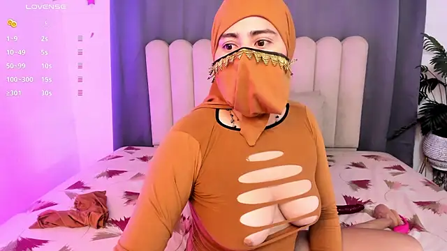 Snapshot of bahiya_aziz chatting on June 18, 2026, 3:38 pm bahiya aziz online show from June 18, 2026, 3:38 pm