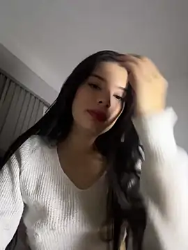 Snapshot of Valen_Gia chatting on March 20, 2026, 1:32 am Valen Gia online show from March 20, 2026, 1:32 am