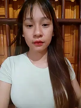 -Hicici- online show from July 9, 2026, 11:42 pm