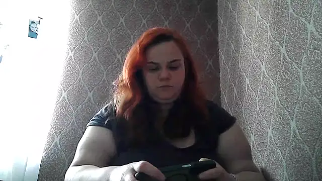 DollyGersonn online show from May 3, 2026, 5:13 am