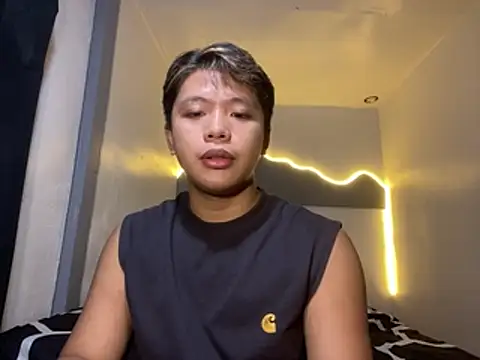 Snapshot of urasianrey chatting on June 5, 2026, 9:04 am urasianrey online show from June 5, 2026, 9:04 am