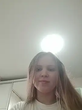 Snapshot of -BeverlyHills- chatting on March 12, 2026, 9:59 am -BeverlyHills- online show from March 12, 2026, 9:59 am