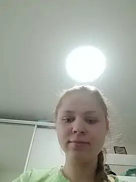 Snapshot of -BeverlyHills- chatting on March 15, 2026, 3:07 pm -BeverlyHills- online show from March 15, 2026, 3:07 pm