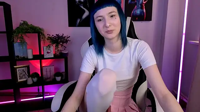 IrisPowder online show from March 17, 2026, 9:12 am