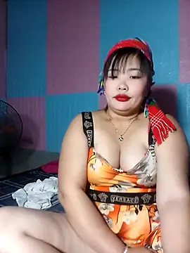 Snapshot of Irene-01 chatting on March 12, 2026, 2:23 pm Irene-01 online show from March 12, 2026, 2:23 pm