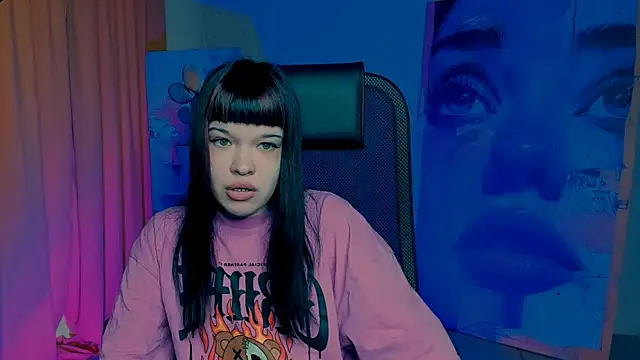 MeganBlosom online show from March 17, 2026, 6:39 am