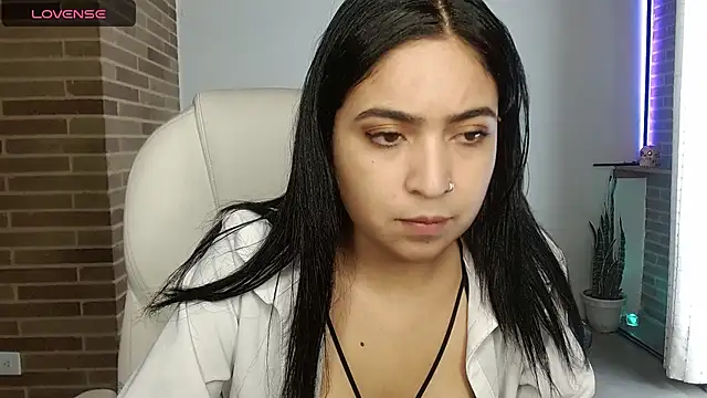 sweet-little online show from March 11, 2026, 5:41 pm