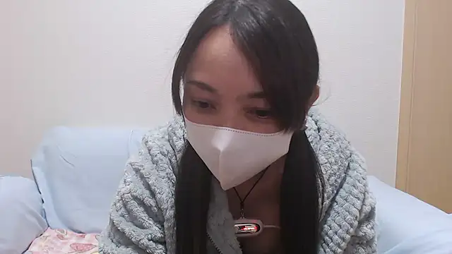 rin rin072 online show from April 25, 2026, 7:33 am