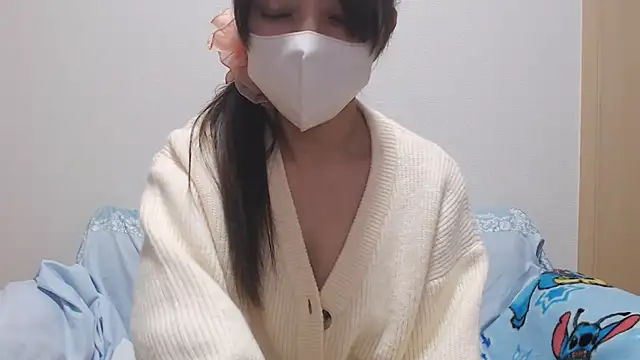 rin rin072 online show from May 3, 2026, 7:58 am