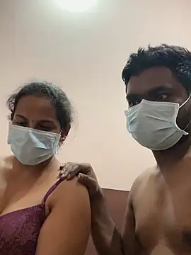 Snapshot of kasicouple69 chatting on March 15, 2026, 4:13 pm kasicouple69 online show from March 15, 2026, 4:13 pm