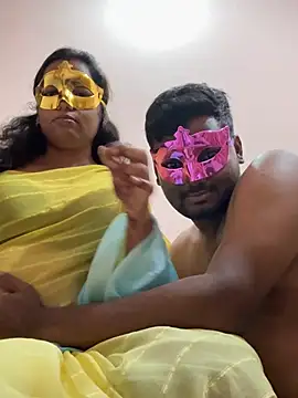 Snapshot of kasicouple69 chatting on March 19, 2026, 4:00 pm kasicouple69 online show from March 19, 2026, 4:00 pm