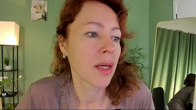Snapshot of LeticiaRomano chatting on July 5, 2026, 4:07 am LeticiaRomano online show from July 5, 2026, 4:07 am