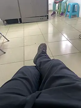 Snapshot of Carlitosd14 chatting on March 25, 2026, 4:24 pm Carlitosd14 online show from March 25, 2026, 4:24 pm