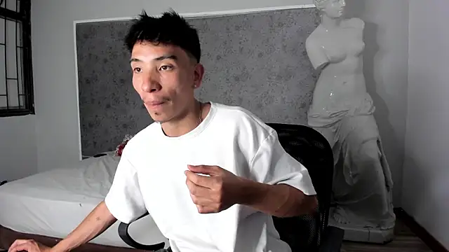 AndyRush   online show from March 12, 2026, 4:29 am