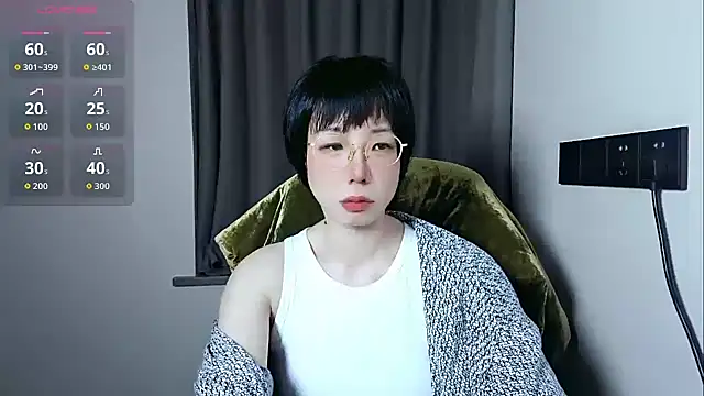 Snapshot of lin_lin_520_520 chatting on May 5, 2026, 3:53 pm lin lin 520 520 online show from May 5, 2026, 3:53 pm