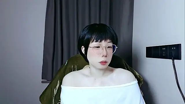 Snapshot of lin_lin_520_520 chatting on May 8, 2026, 7:57 am lin lin 520 520 online show from May 8, 2026, 7:57 am
