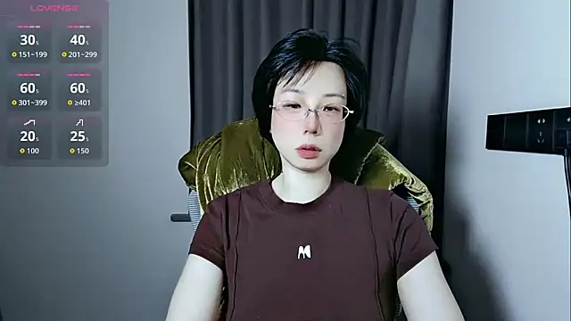 Snapshot of lin_lin_520_520 chatting on May 17, 2026, 2:57 pm lin lin 520 520 online show from May 17, 2026, 2:57 pm