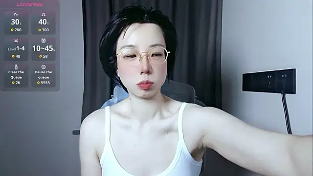 Snapshot of lin_lin_520_520 chatting on June 6, 2026, 4:44 pm lin lin 520 520 online show from June 6, 2026, 4:44 pm