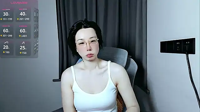 Snapshot of lin_lin_520_520 chatting on June 10, 2026, 3:33 pm lin lin 520 520 online show from June 10, 2026, 3:33 pm