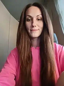 Snapshot of LunaCrystall chatting on June 2, 2026, 3:58 pm LunaCrystall online show from June 2, 2026, 3:58 pm