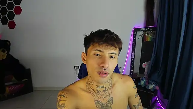 Wall ee- online show from March 17, 2026, 2:49 am