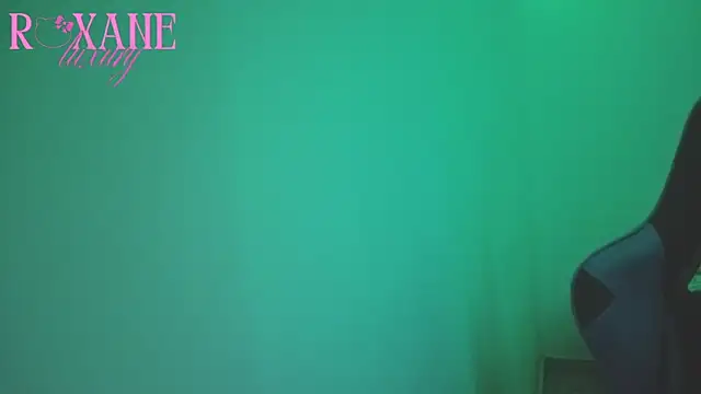 Roxan Luxe online show from March 13, 2026, 1:12 am