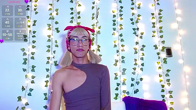 Andrea Nx online show from March 26, 2026, 6:57 pm