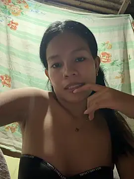 chinny1112 online show from May 21, 2026, 2:35 pm