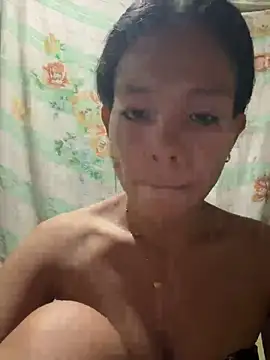 chinny1112 online show from June 3, 2026, 2:55 pm
