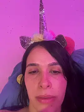 Snapshot of leila_moretti chatting on April 20, 2026, 3:37 pm leila moretti online show from April 20, 2026, 3:37 pm