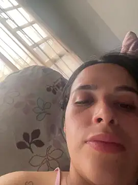 Snapshot of leila_moretti chatting on April 26, 2026, 10:29 pm leila moretti online show from April 26, 2026, 10:29 pm