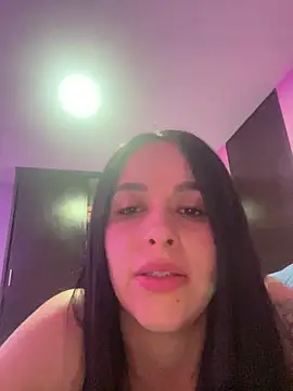 Snapshot of leila_moretti chatting on April 29, 2026, 10:05 pm leila moretti online show from April 29, 2026, 10:05 pm