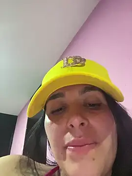 Snapshot of leila_moretti chatting on May 11, 2026, 10:51 pm leila moretti online show from May 11, 2026, 10:51 pm