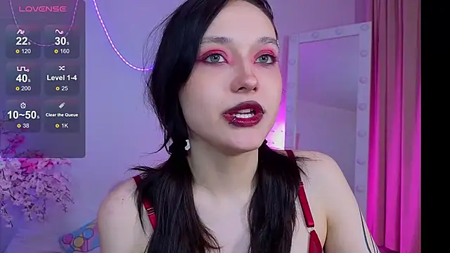 Snapshot of DarcyBlackwood chatting on May 24, 2026, 1:43 am DarcyBlackwood online show from May 24, 2026, 1:43 am